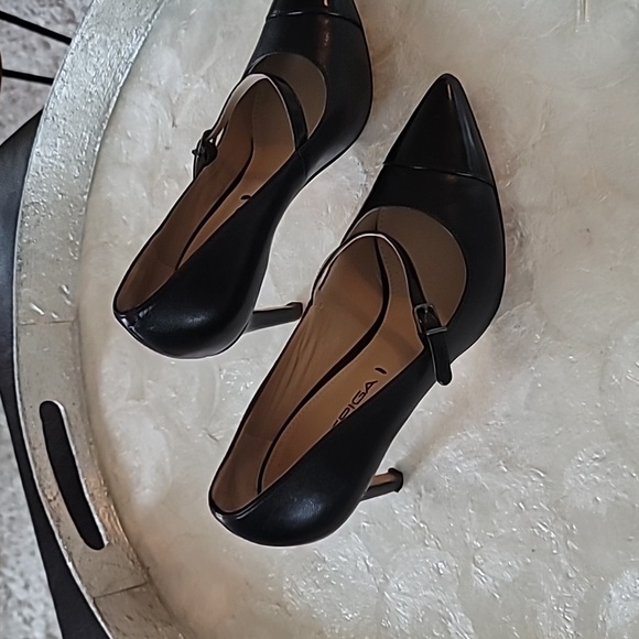 Via Spiga Heels - Picture 3 of 8